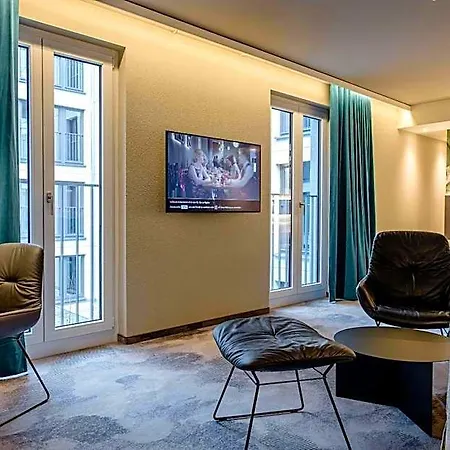 One Muenchen-hauptbahnhof Hotel