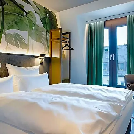 One Muenchen-hauptbahnhof 3* München